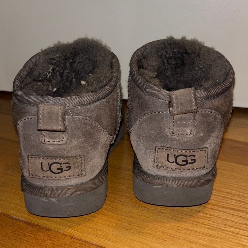UGG Ultra Mini